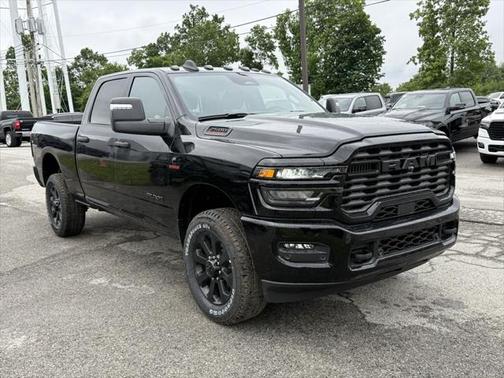2025 RAM 2500 Big Horn Crew Cab 4x4 6'4' Box