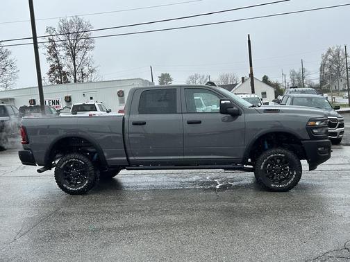 2026 RAM 2500 Tradesman Crew Cab 4x4 6'4' Box