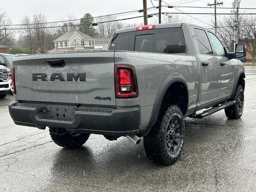 2026 RAM 2500 Tradesman Crew Cab 4x4 6'4' Box