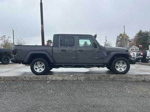 2020 Jeep Gladiator Sport S
