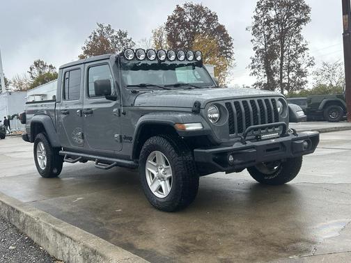 2020 Jeep Gladiator Sport S