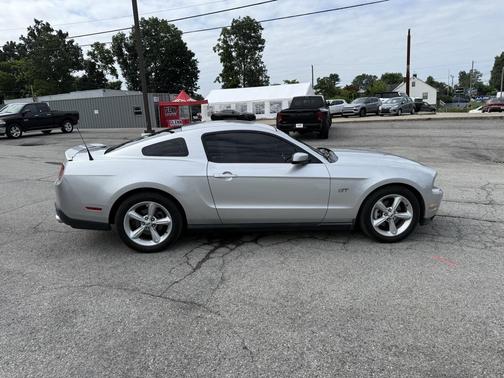 2010 Ford Mustang GT Premium