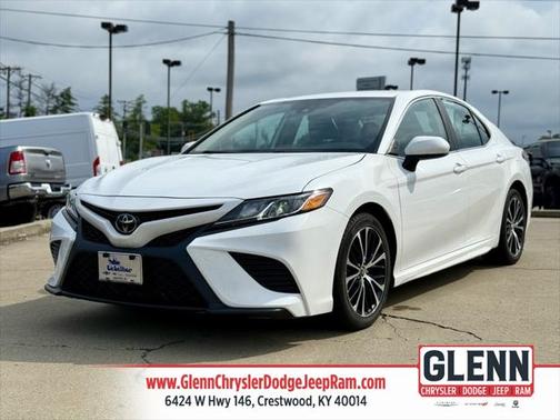 2020 Toyota Camry SE
