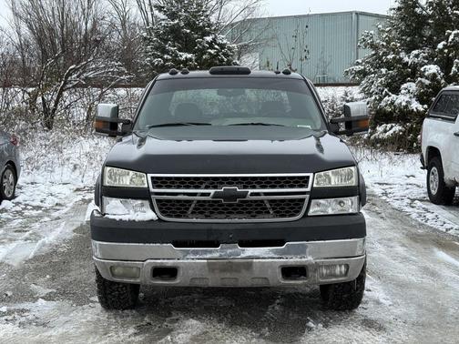 2005 Chevrolet Silverado 3500 LT Crew Cab