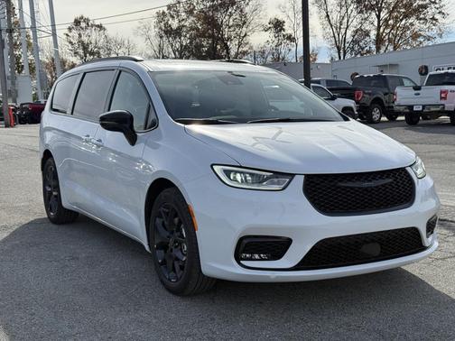 2026 Chrysler Pacifica Limited