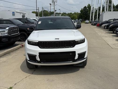 2023 Jeep Grand Cherokee L Summit