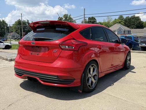 2016 Ford Focus ST ST