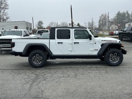 2026 Jeep Gladiator Mojave 4x4