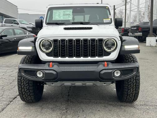 2026 Jeep Gladiator Mojave 4x4