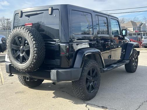 2013 Jeep Wrangler Unlimited Sahara
