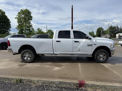 2018 RAM 2500 Tradesman Crew Cab 4x4 8' Box