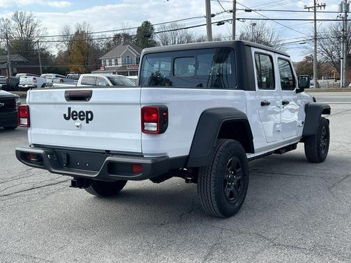 2026 Jeep Gladiator Sport