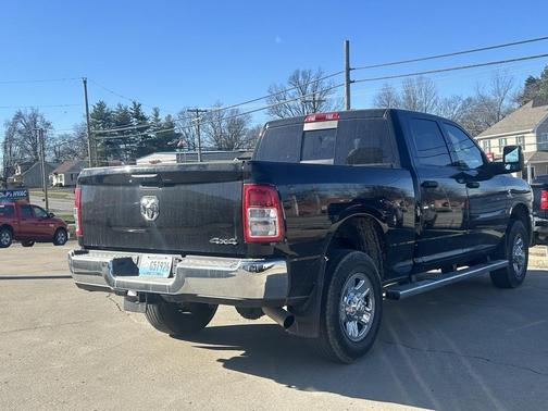 2023 RAM 3500 Tradesman Crew Cab 4x4 6'4' Box