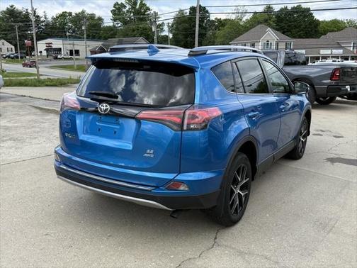 2018 Toyota RAV4 SE
