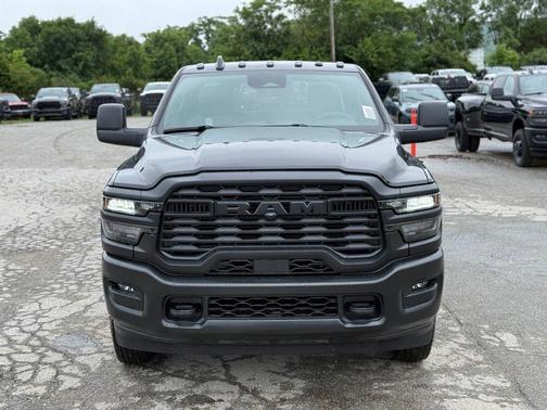 Diamond Black Crystal Pearlcoat 2026 RAM 3500 Tradesman Crew Cab 4x4 8' Box