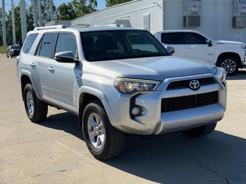 Classic Silver Metallic 2016 Toyota 4Runner SR5 Premium