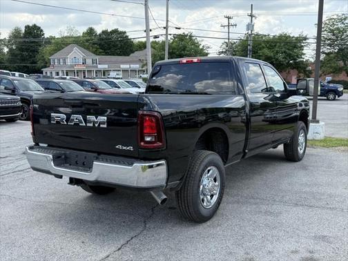 2025 RAM 2500 Tradesman Crew Cab 4x4 6'4' Box