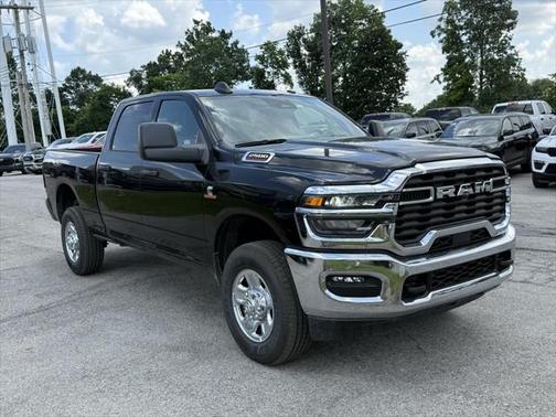 2025 RAM 2500 Tradesman Crew Cab 4x4 6'4' Box