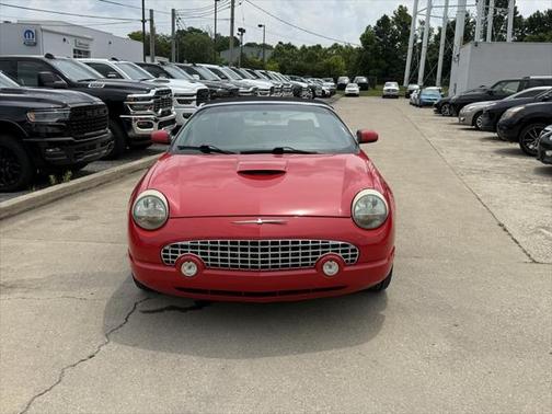 2005 Ford Thunderbird Base