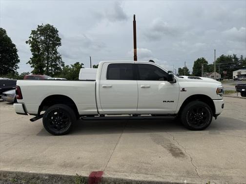 2024 RAM 2500 Laramie Crew Cab 4x4 6'4' Box