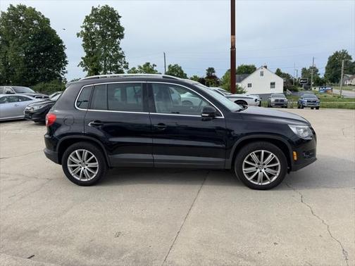 2011 Volkswagen Tiguan SEL