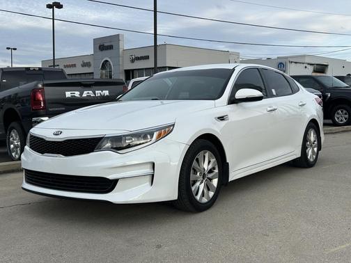 2018 Kia Optima LX