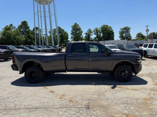 Granite Crystal Metallic Clearcoat 2026 RAM 3500 Tradesman Crew Cab 4x4 8' Box