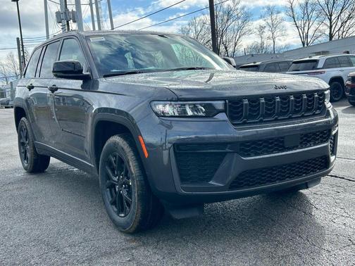 2026 Jeep Grand Cherokee Altitude