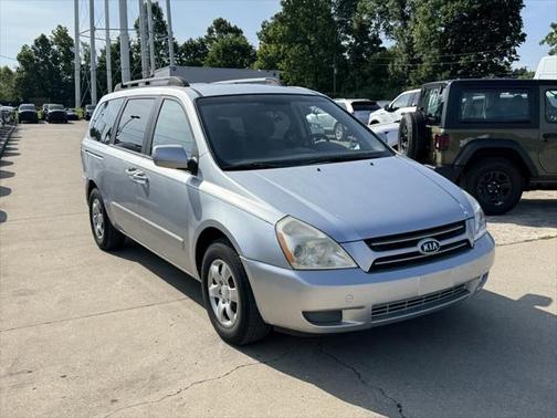 2006 Kia Sedona LX