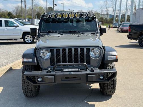 Sting-Gray Clearcoat 2020 Jeep Gladiator Sport S