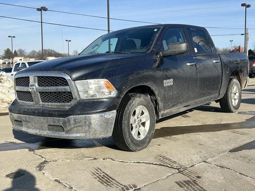 2018 RAM 1500 SLT