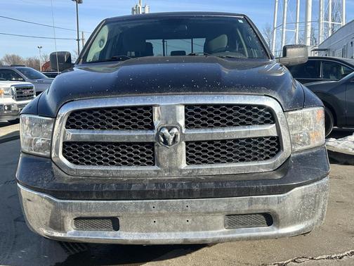 2018 RAM 1500 SLT