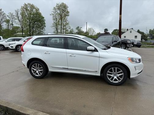 2017 Volvo XC60 T5