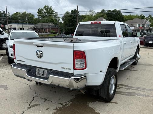 2022 RAM 3500 Big Horn Crew Cab 4x4 8' Box