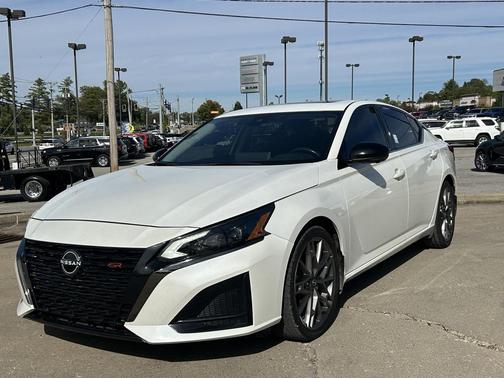 2024 Nissan Altima SR VC-Turbo FWD