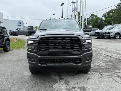 2025 RAM 2500 Big Horn Crew Cab 4x4 6'4' Box