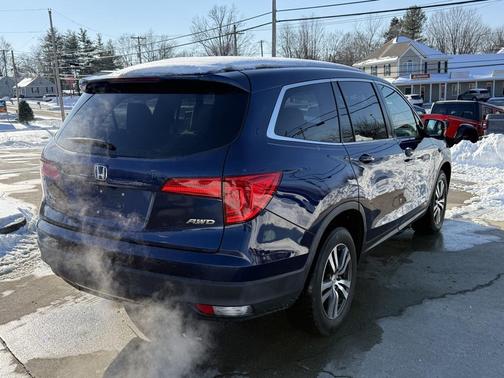 2017 Honda Pilot EX