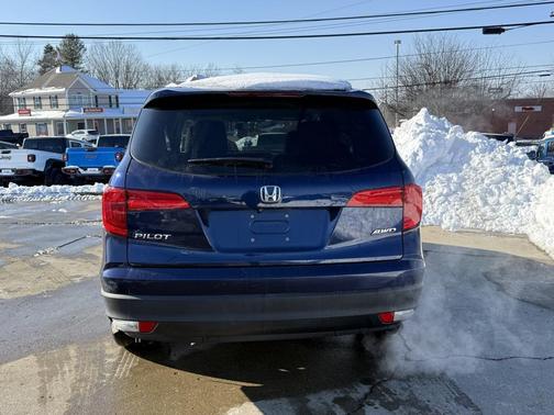 2017 Honda Pilot EX