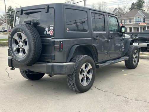 2017 Jeep Wrangler Unlimited Sahara