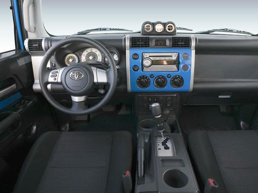 Iceberg 2008 Toyota FJ Cruiser Base