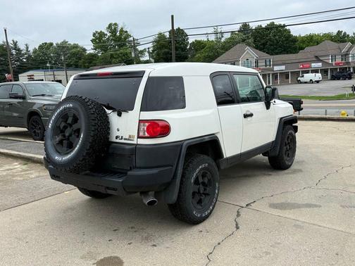 Iceberg 2008 Toyota FJ Cruiser Base