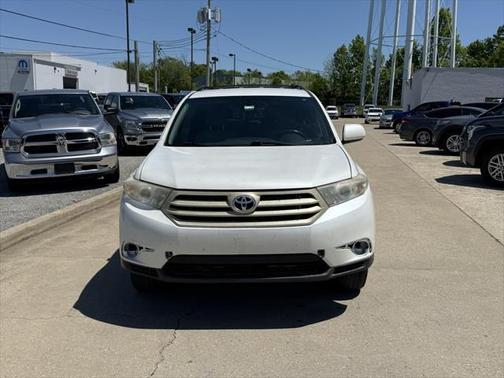 2011 Toyota Highlander SE