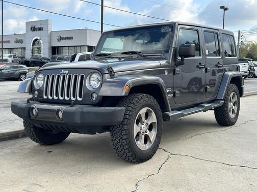2016 Jeep Wrangler Unlimited Sahara