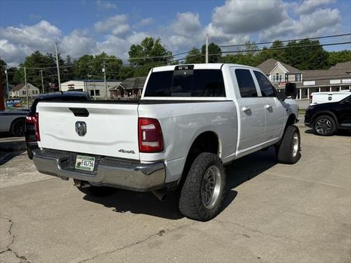 2023 RAM 2500 Tradesman Crew Cab 4x4 6'4' Box