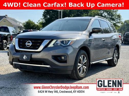 2017 Nissan Pathfinder SV