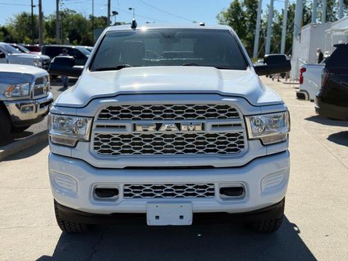 Bright White Clearcoat 2022 RAM 2500 Tradesman