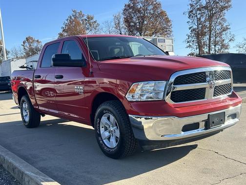 2023 RAM 1500 Classic SLT