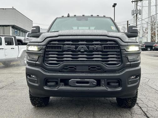 2026 RAM 2500 Tradesman Crew Cab 4x4 6'4' Box