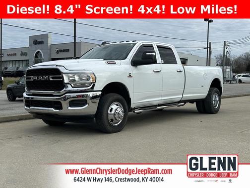 2023 RAM 3500 Tradesman Crew Cab 4x4 8' Box