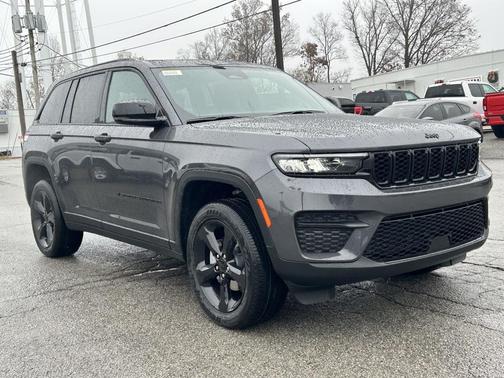 2025 Jeep Grand Cherokee Altitude